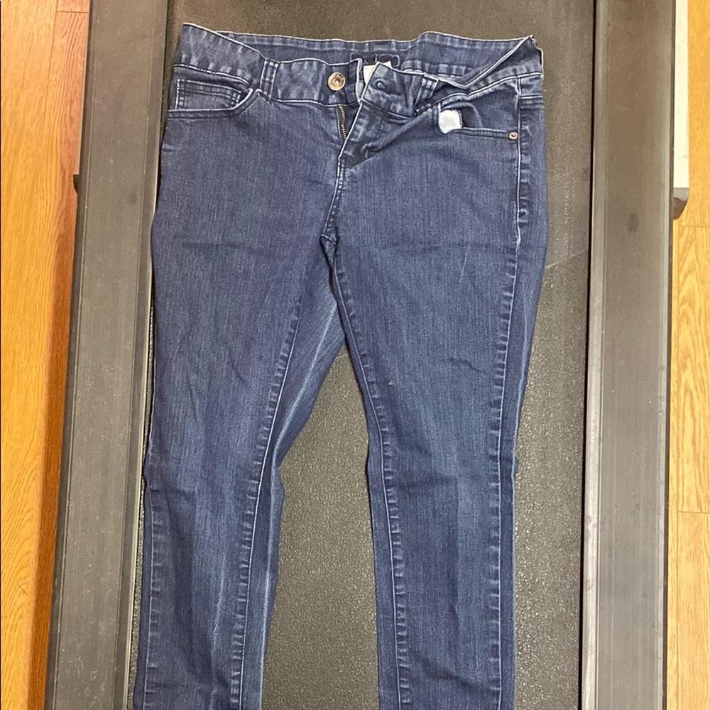 Blue Skinny Jeans with Faded Look and Contrast Stitching